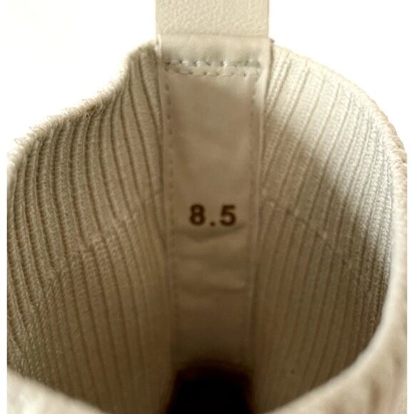 Everlane The Glove Boot ReKnit Ankle Heel Chelsea Pull on Sock Bootie Size 8.5 - Picture 3 of 10